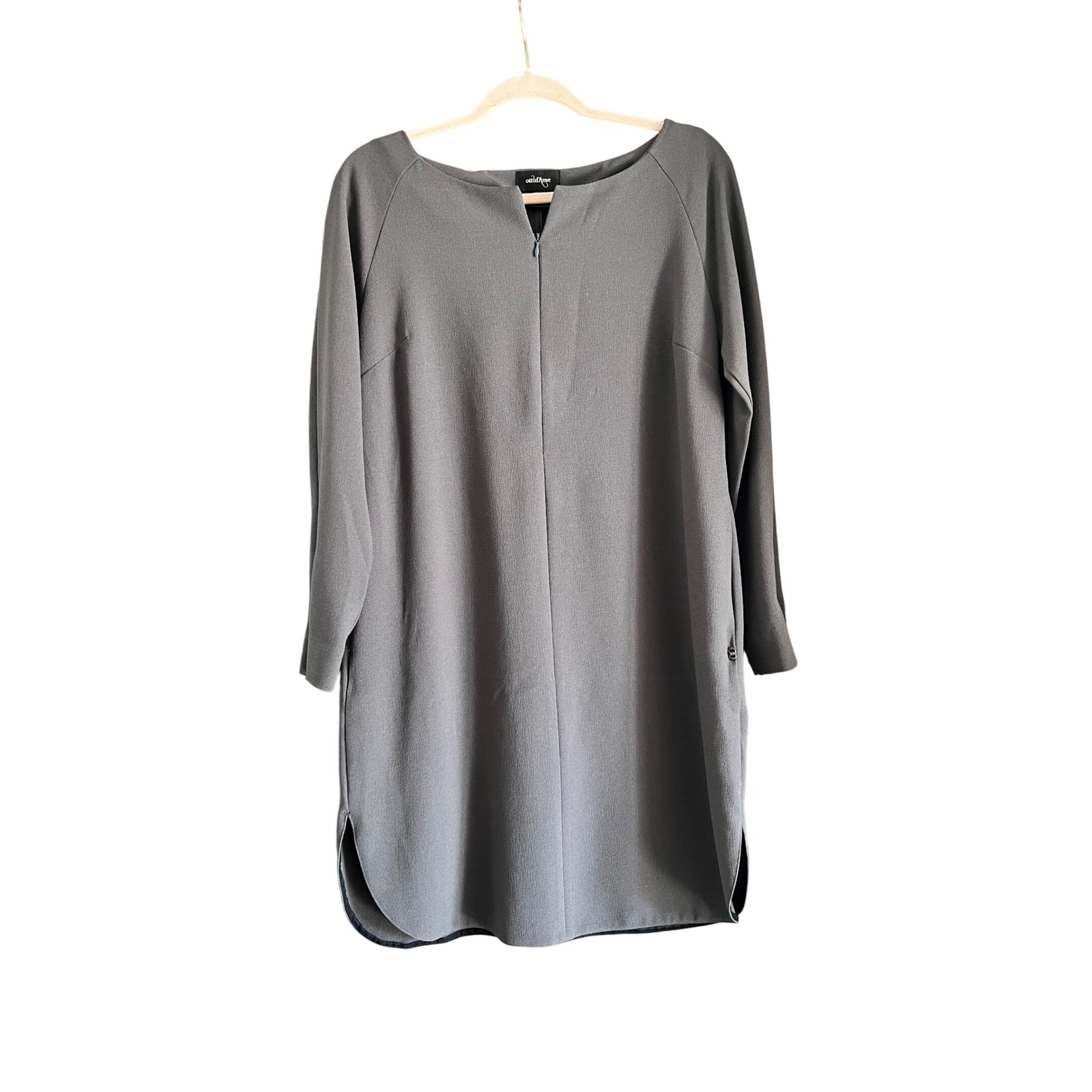 Ottod'ame Essence Gray Long Sleeve Dress Minimalist Pocket Detail